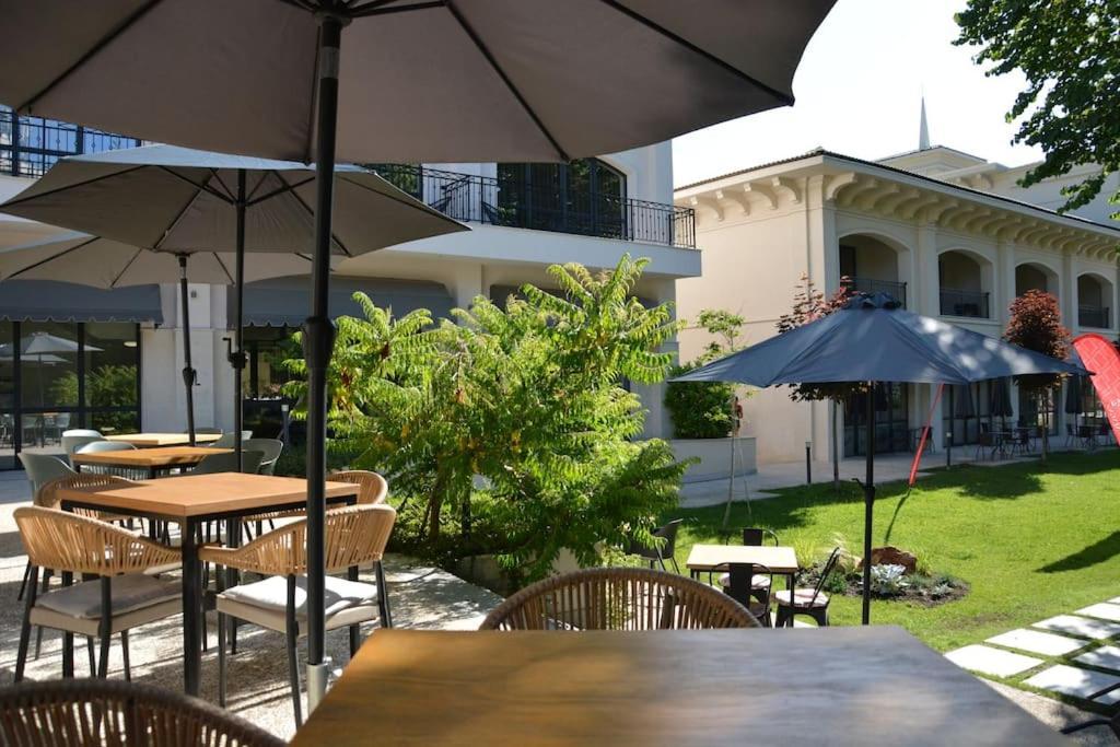 Charming Sunny Apartment+Swimming Pool セインツ・コンスタンティン＆ヘレナ エクステリア 写真